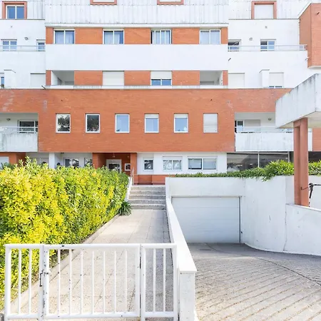 Lumina Duplex By Portugal Active Apartmán